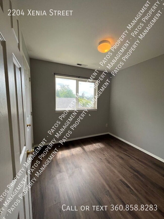 Photo - 2204 Xenia St