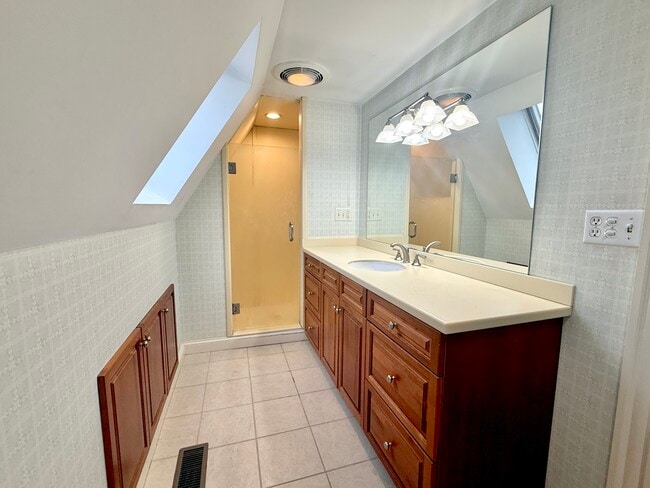 Photo - 41 Rich St Unit 2