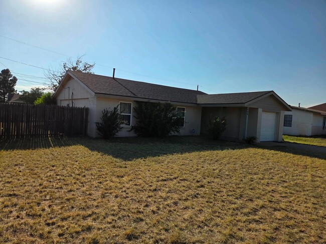 Photo - 604 Beckley Dr