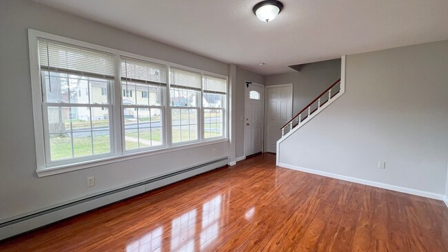 Four Bedroom Single-Family Home - Four Bedroom Single-Family Home
