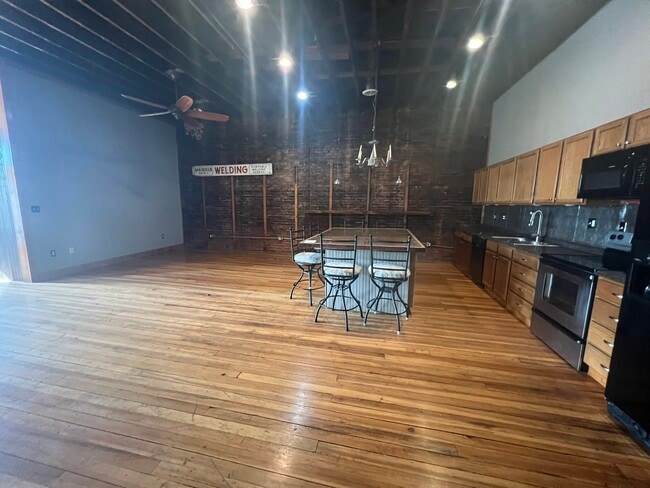 Kitchen and Living - 921 Broad St Unit Y