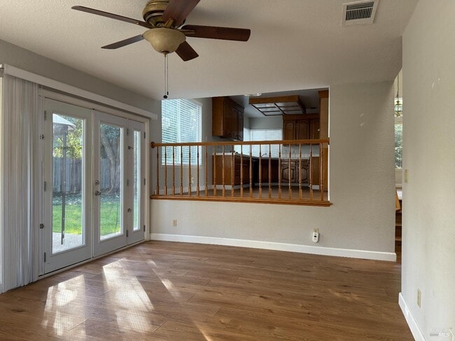 Photo - 861 Sonnet Dr