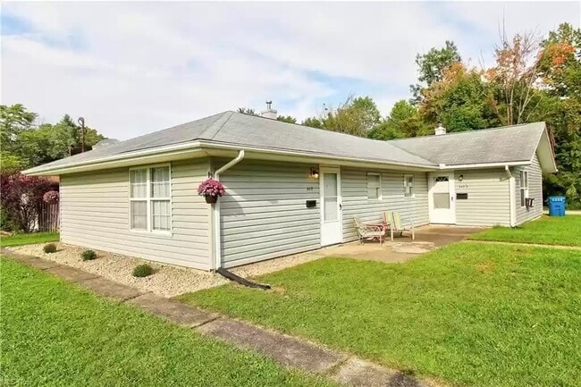 Photo - 349 Rosemont Ave Unit 349