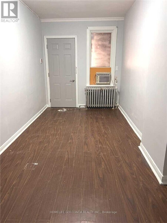 Photo - 888 Bloor St W Unit 3rd Fl