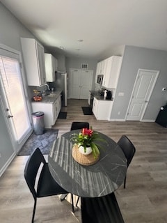 Photo - 2611 Carsten Ave