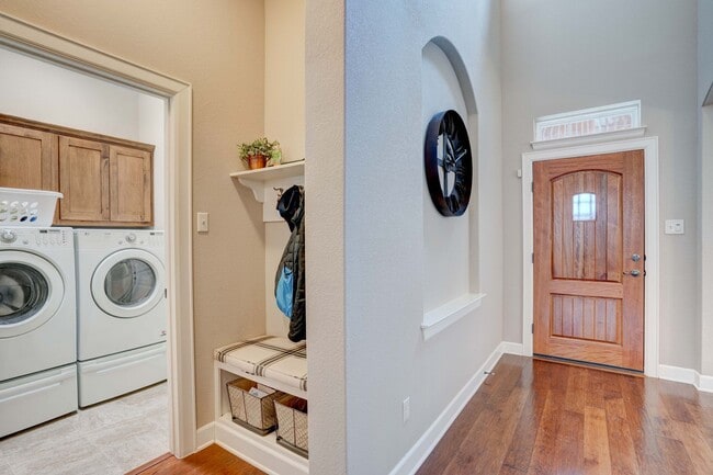 Photo - Beautiful 4 Bedroom, 3.5 Bathroom Home with Garage & Private Backyard