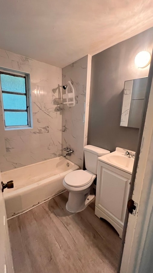 Photo - 2217 W 39th-
