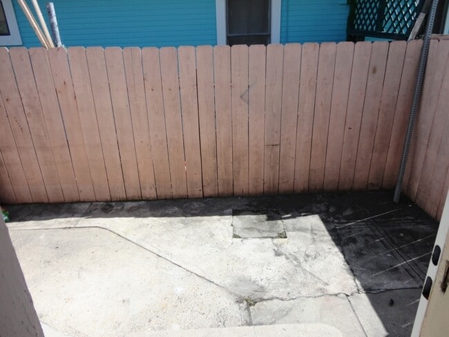 Photo - Two Bedroom One Bath Cottage with Hardwood Floors and Patio! Move in Special $1000 off 1st Month'... Unidad 3359