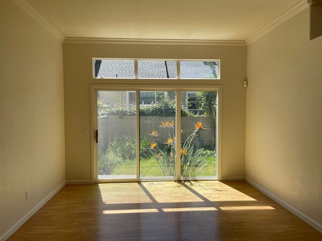 Photo - 2148 Falcon Ridge Dr