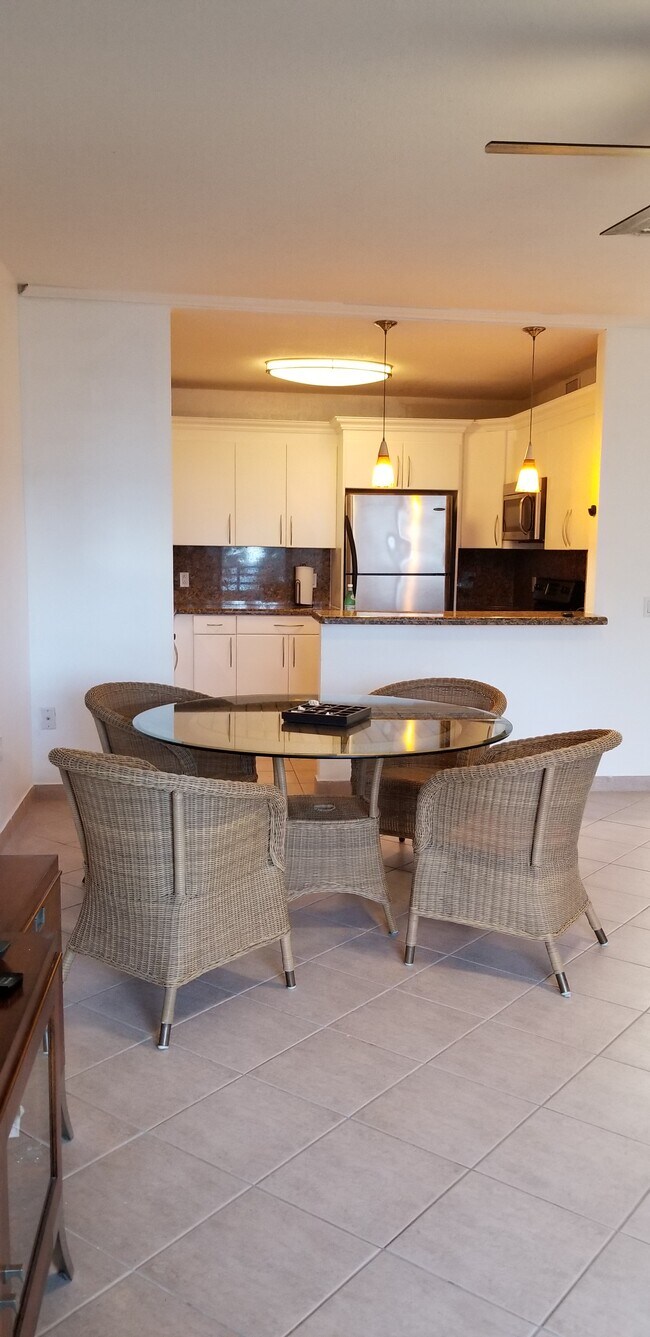 Photo - The Alexander Tower