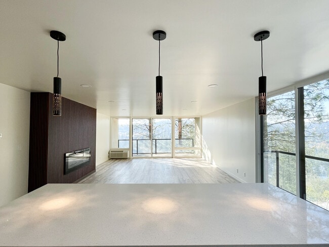 Photo - Canyon View Apartments