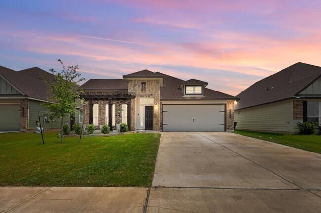 Building Photo - 7005 McGregor Lp Rental