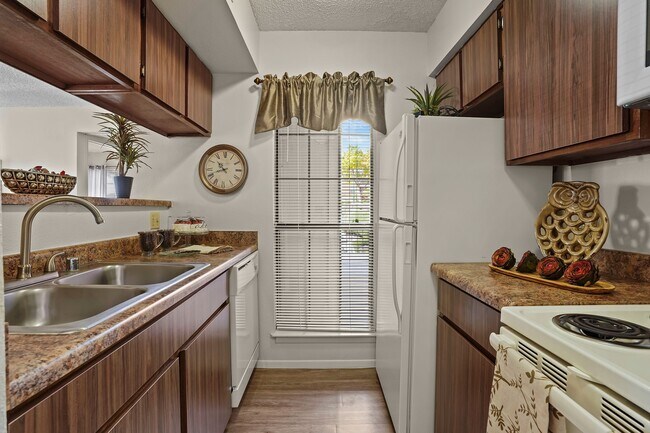 High Ridge Apts.