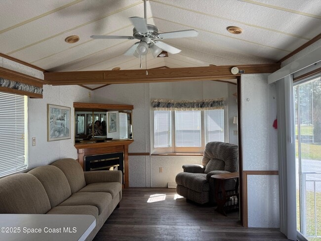Photo - 661 Snowbird Ave