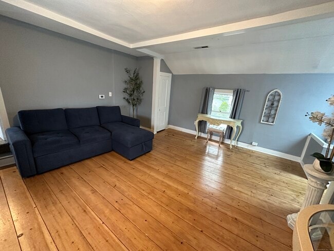 Photo - 144 Boston Post Rd