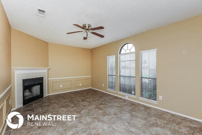 Photo - 645 Lemon Dr