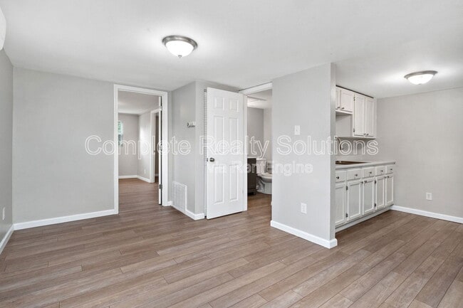 Photo - 222 W Felton Ave