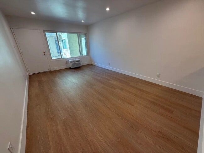 Photo - 5307 Sepulveda Blvd Unit 114