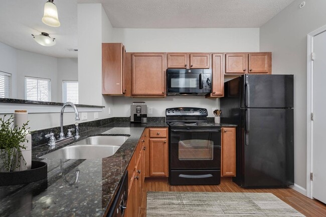 Building Photo - Canyon Club at Perry Crossing