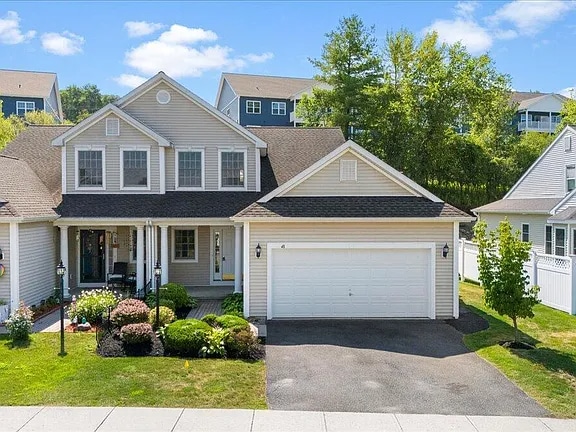 Photo - 48 Lori Jean Pl