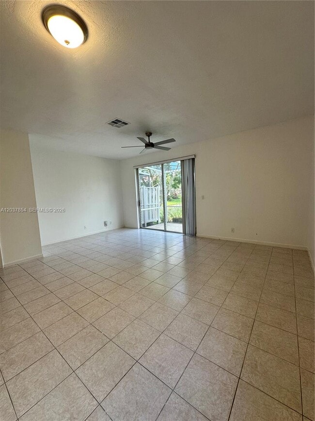 5541 NW 90th Terrace