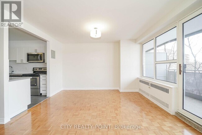 Photo - 10 Shallmar Blvd Unit 308
