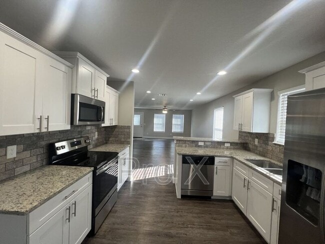 Photo - 1827 S Pennsylvania Ave