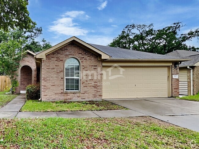 Building Photo - 113 Heritage Oaks Dr Rental