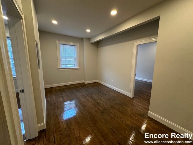 Photo - 108 Jersey St Unit 14