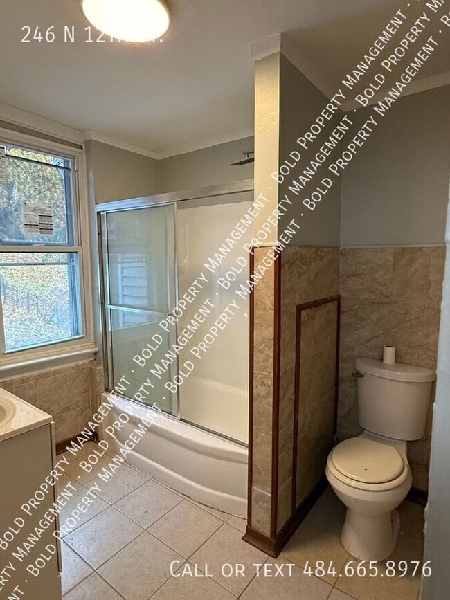 Photo - 246 N 12th St