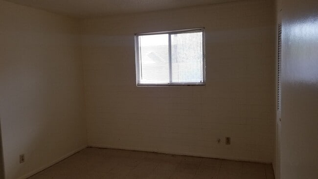 Photo - 913 E Spence Ave Unit #2