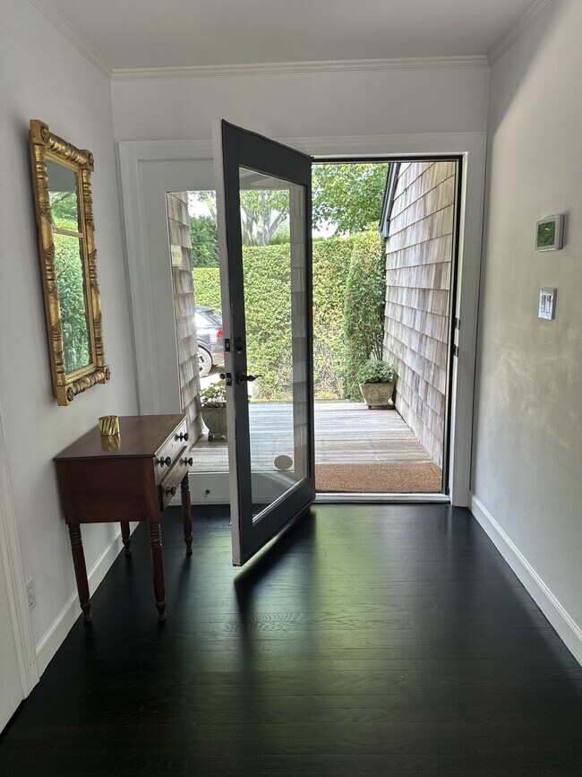 Photo - 80 Bishops Ln