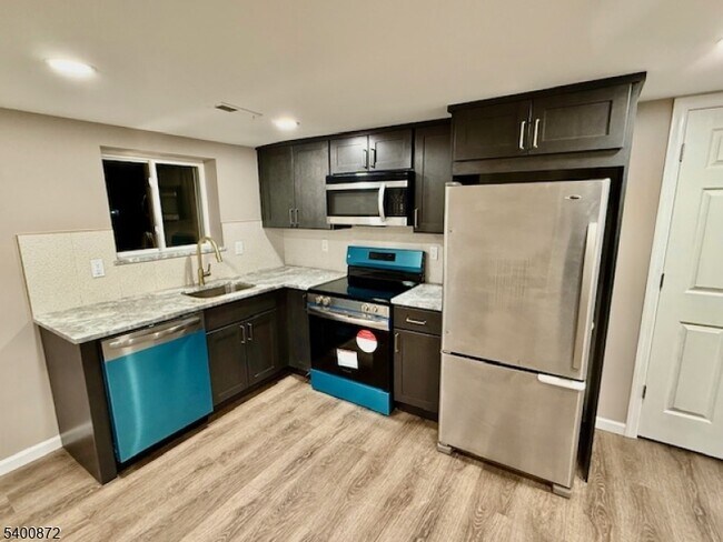 264 Girard Ave Unit A