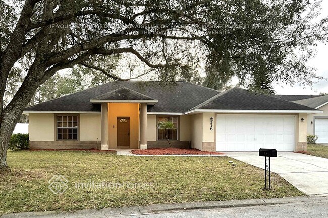 Building Photo - 115 Secluded Oak Ct