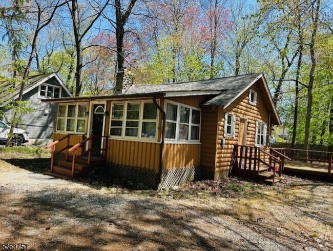Building Photo - 180 Coon Den Rd Rental