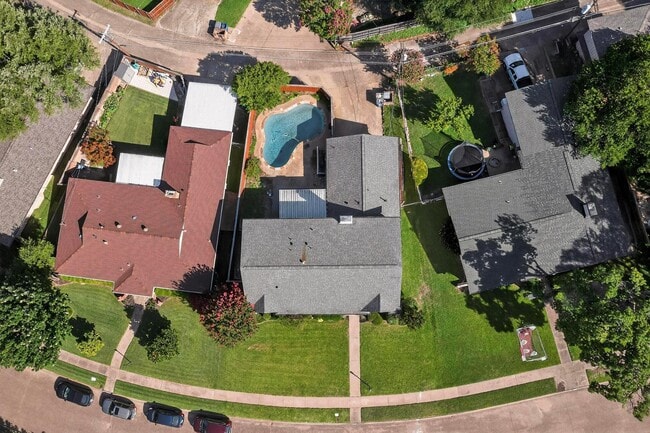 Photo - 10132 Medlock Dr