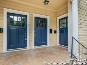 Photo - 107 Willim St