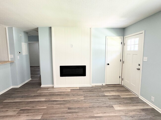 Photo - 4213 Peachtree Ave