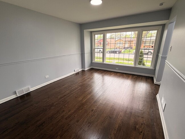 Photo - 12141 S Wentworth Ave