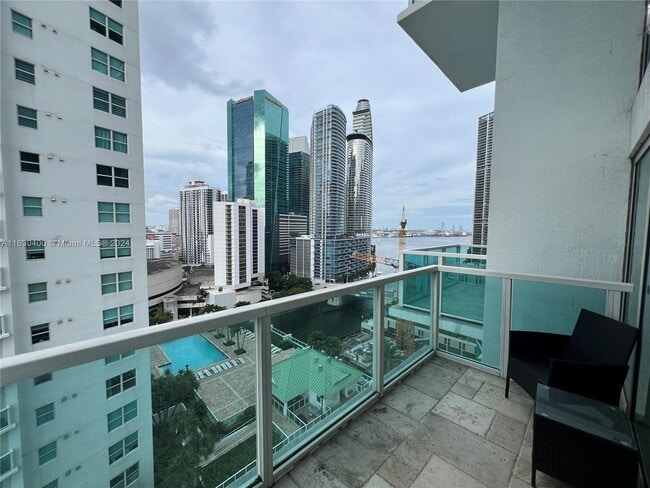 Photo - 41 SE 5th St