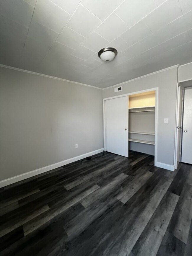 Photo - 480 Realty, LLC Unit Apt. 4