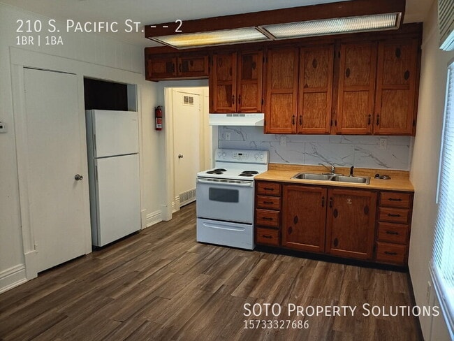 Photo - 210 S Pacific St Unit 2