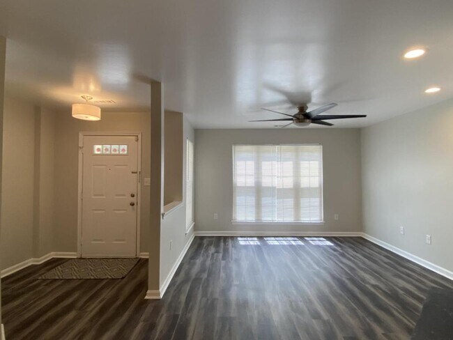 Photo - 8802 Gilly Way