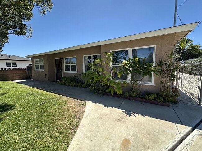 Photo - 12776 Ross Ave