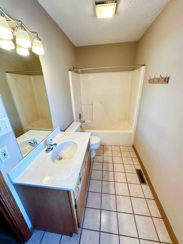 Photo - 107 Mountain View Dr