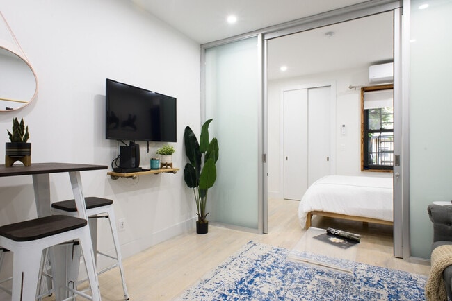 Photo - 315 E 78th St Unidad ID1021848P