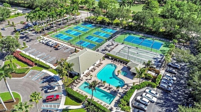 Building Photo - 2710 Cypress Trace Cir Unit 3034