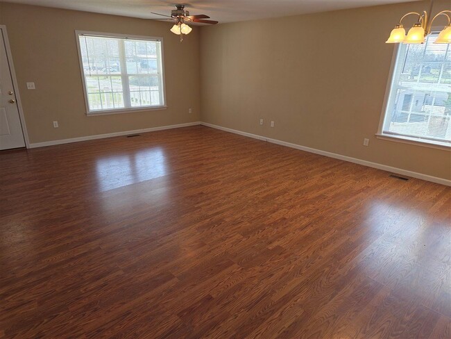 Photo - 1019 Sugarloaf Rd