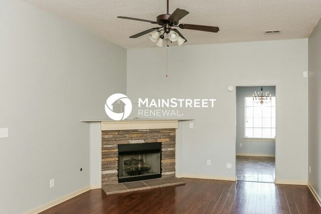 3 Bedroom Pet-Friendly Home in CORDOVA, TN with Main Street Renewal