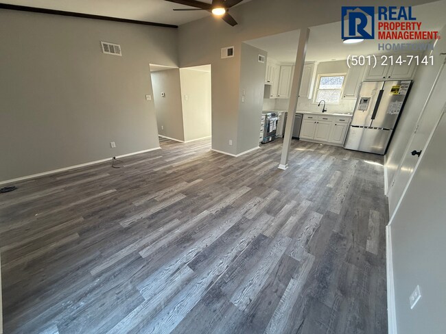 Photo - 37 Meadowlark Dr